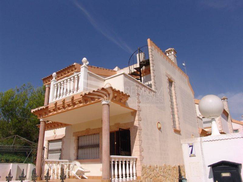 Sale - Villa - Orihuela Costa - Villamartin