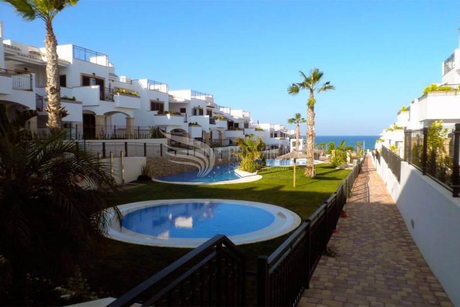 Sale - Bungalow - Torrevieja - La Mata