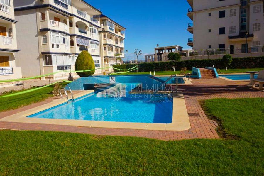 Sale - Apartment - Torrevieja - La Mata