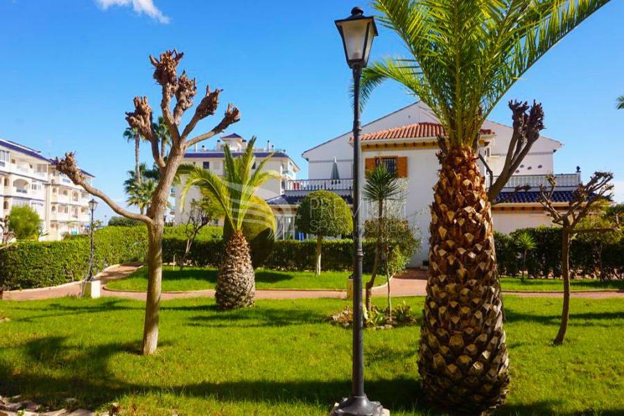 Resale - Apartment - Torrevieja - La Mata