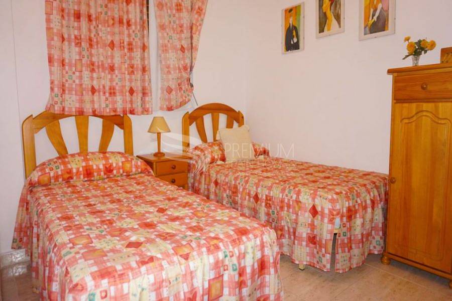 Resale - Apartment - Torrevieja - La Mata