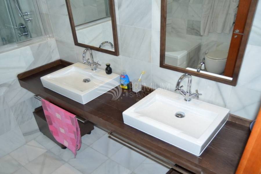 Sale - Villa - Torrevieja - Los Balcones