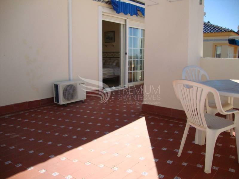 Resale - Villa - Orihuela Costa