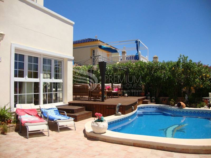 Sale - Villa - Orihuela Costa