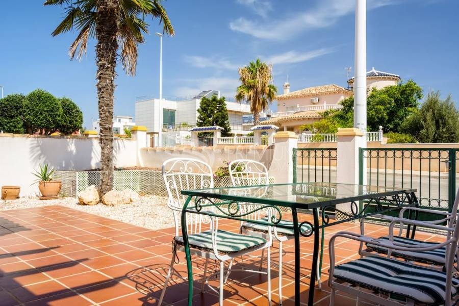 Resale - Duplex - Orihuela Costa - La Zenia