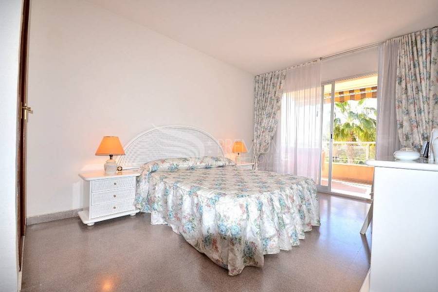 Resale - Apartment - Torrevieja - Playa De Los Locos