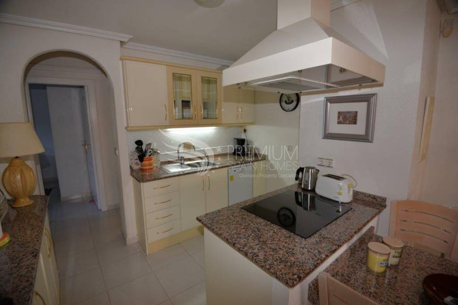 Resale - Apartment - Orihuela Costa - Playa Flamenca