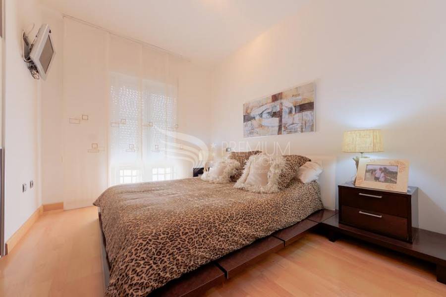 Resale - Semi-Detached - Torrevieja - Aguas Nuevas 1