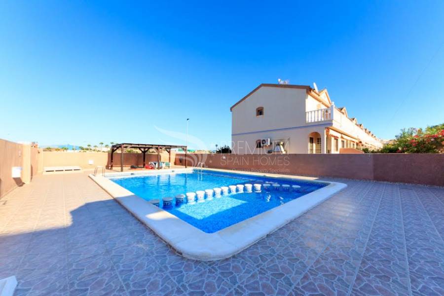 Resale - Semi-Detached - Torrevieja - Aguas Nuevas 1