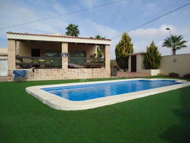 Sale - Villa - Torrevieja - Los Balcones