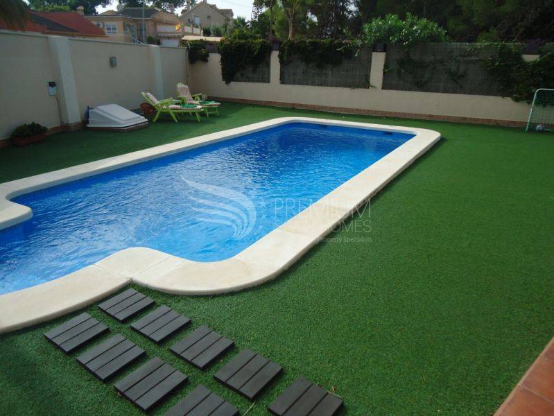 Sale - Villa - Torrevieja - Los Balcones