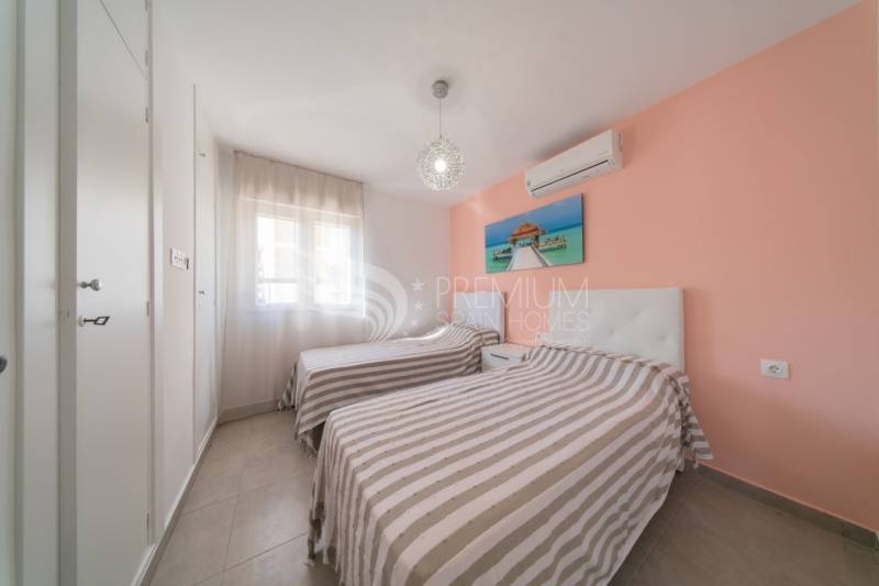 Resale - Apartment - Orihuela Costa - La Zenia