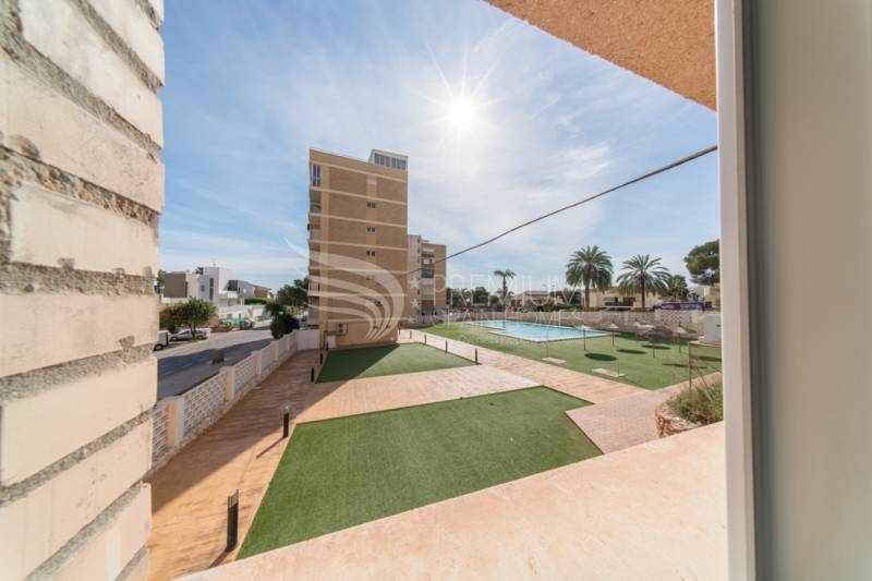 Resale - Apartment - Orihuela Costa - La Zenia