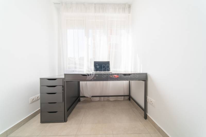 Resale - Apartment - Orihuela Costa - La Zenia