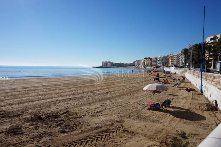 Sale - Apartment - Torrevieja - Playa De Los Locos