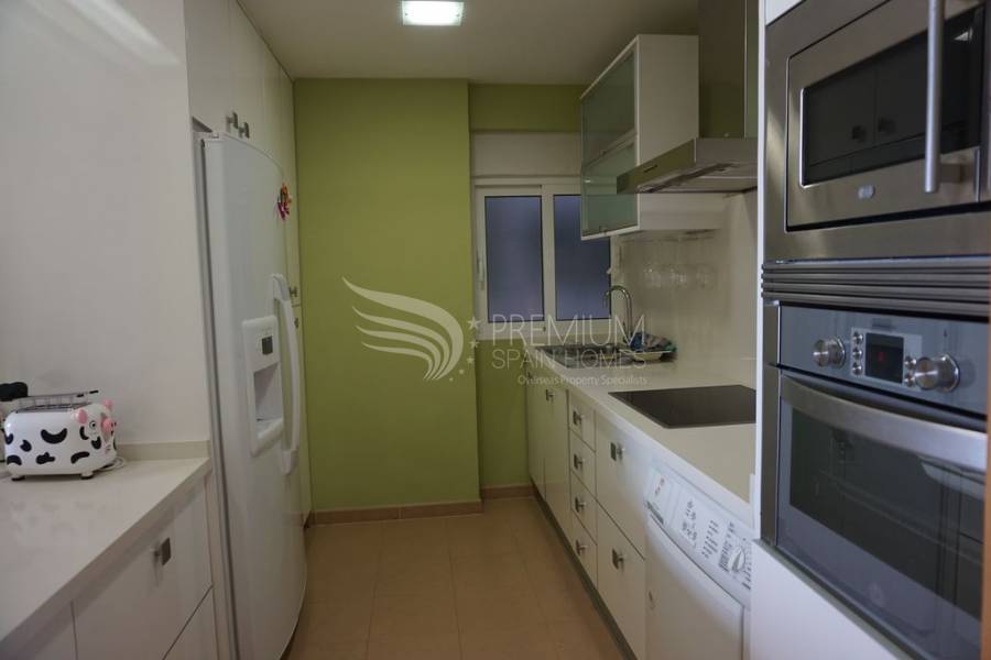 Sale - Apartment - Torrevieja - Centro