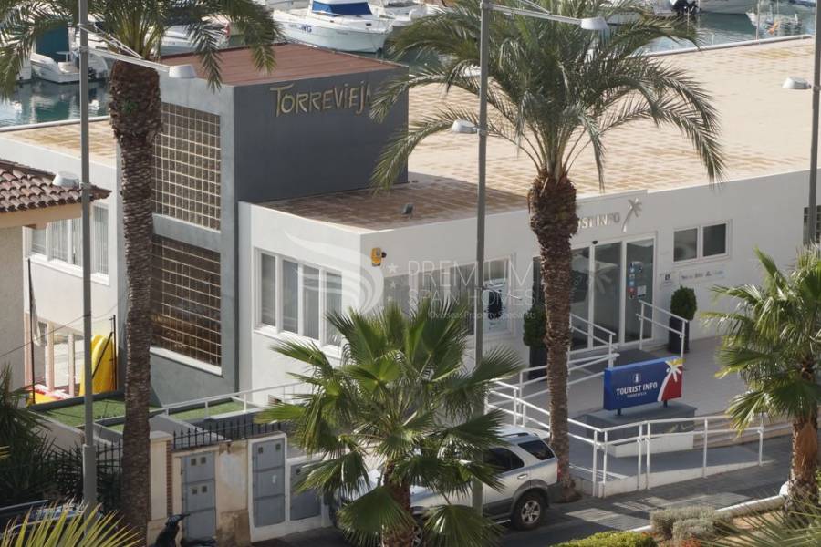 Resale - Apartment - Torrevieja - Centro