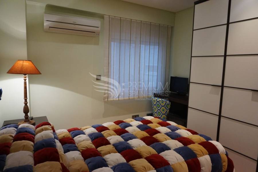 Resale - Apartment - Torrevieja - Centro