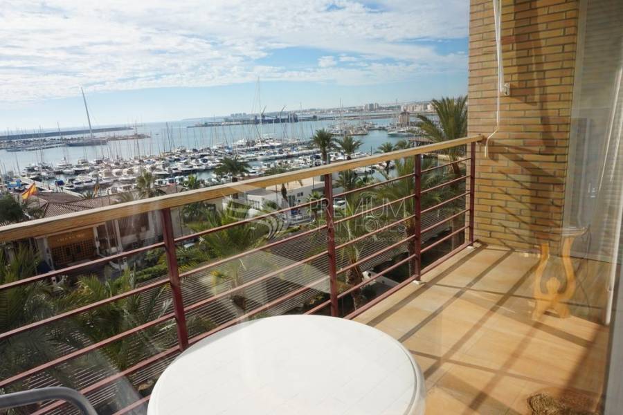 Resale - Apartment - Torrevieja - Centro