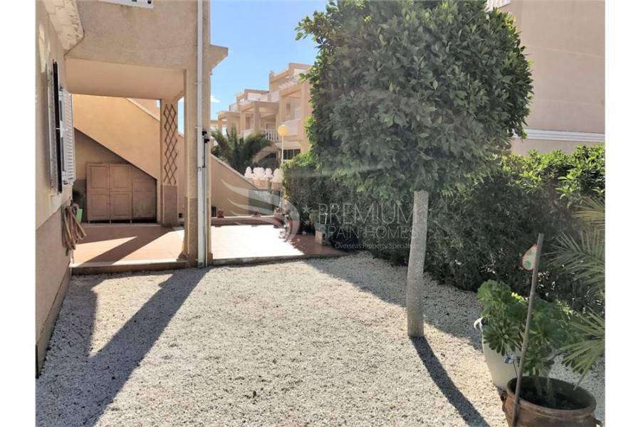 Resale - Townhouse - Orihuela - La Zenia