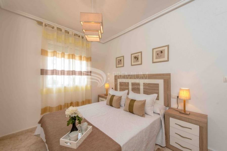 Sale - Apartment - Torrevieja - Playa Del Cura