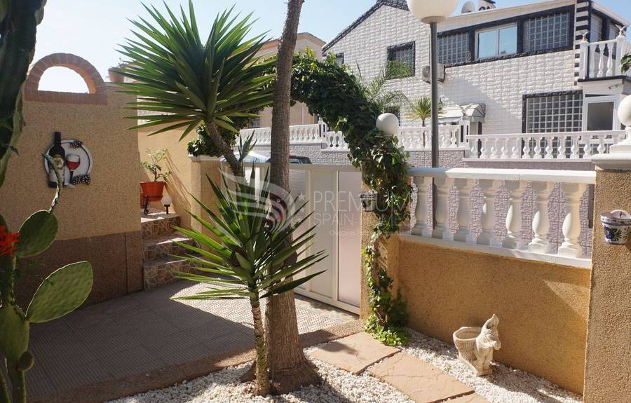 Resale - Villa - Orihuela - Los Altos