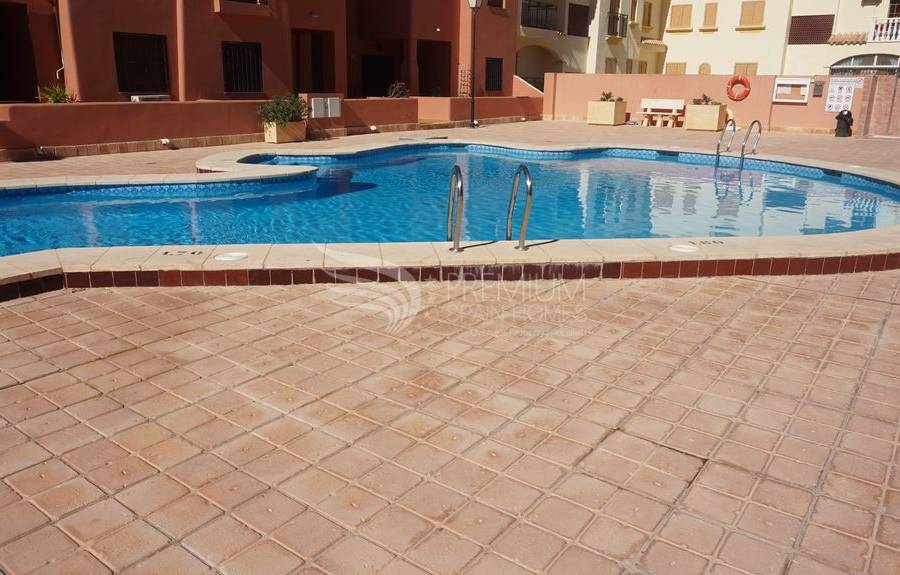 Resale - Apartment - Torrevieja - Paya de los Locos