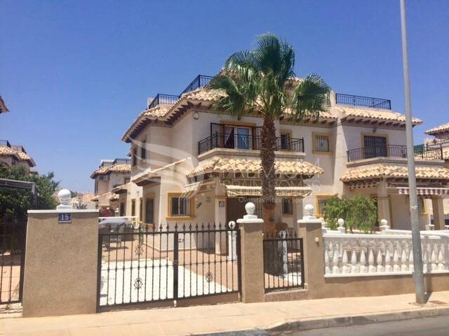 Resale - Villa - Orihuela - Villamartin