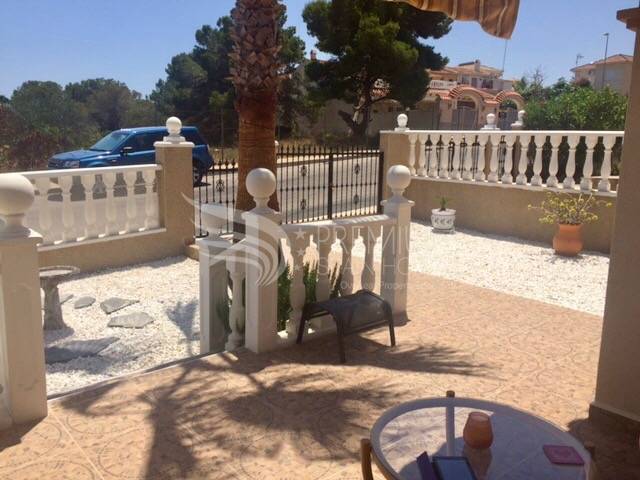 Sale - Villa - Orihuela - Villamartin