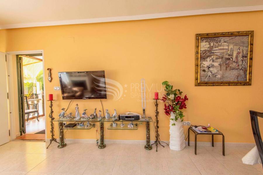 Resale - Villa - Orihuela - Villamartin