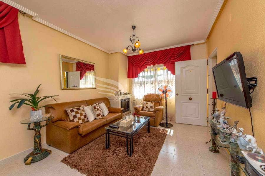 Resale - Villa - Orihuela - Villamartin