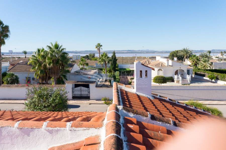 Resale - Villa - Torrevieja - El Chaparral