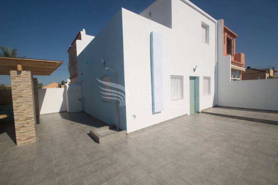 Sale - Villa - Torrevieja - Torreta Florida