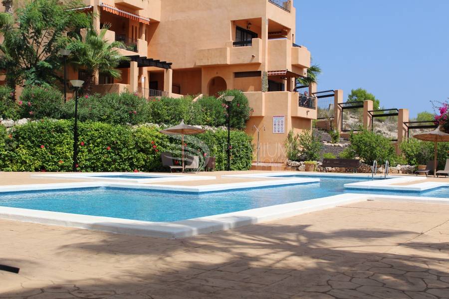 Resale - Apartment - Orihuela - Villamartin