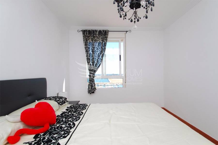 Sale - Apartment - Torrevieja - Playa De Los Naufragos