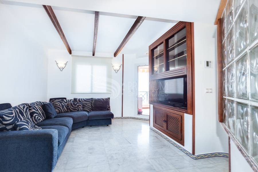 Resale - Apartment - Torrevieja - Playa De Los Locos