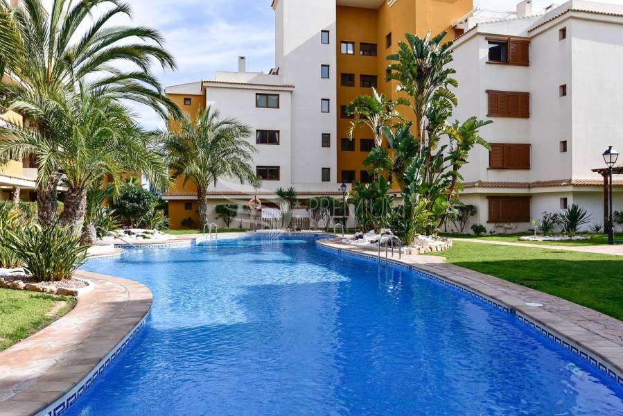 Resale - Apartment - Torrevieja - Punta Prima