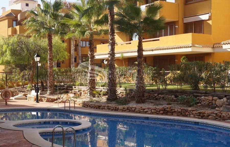 Resale - Apartment - Torrevieja - Punta Prima