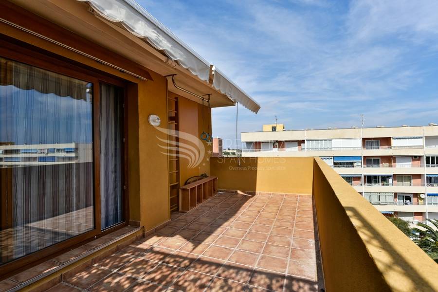 Resale - Apartment - Torrevieja - Punta Prima