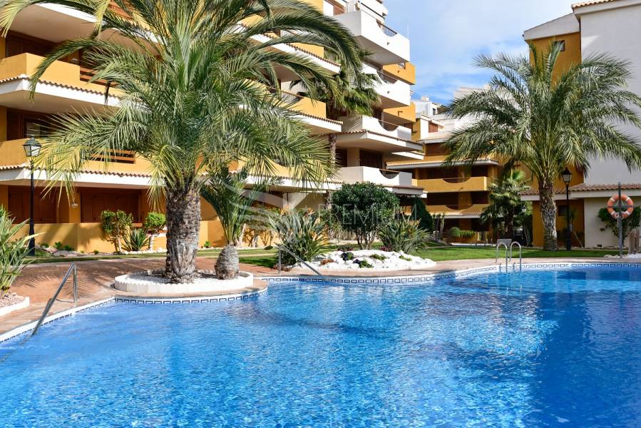 Resale - Apartment - Torrevieja - Punta Prima