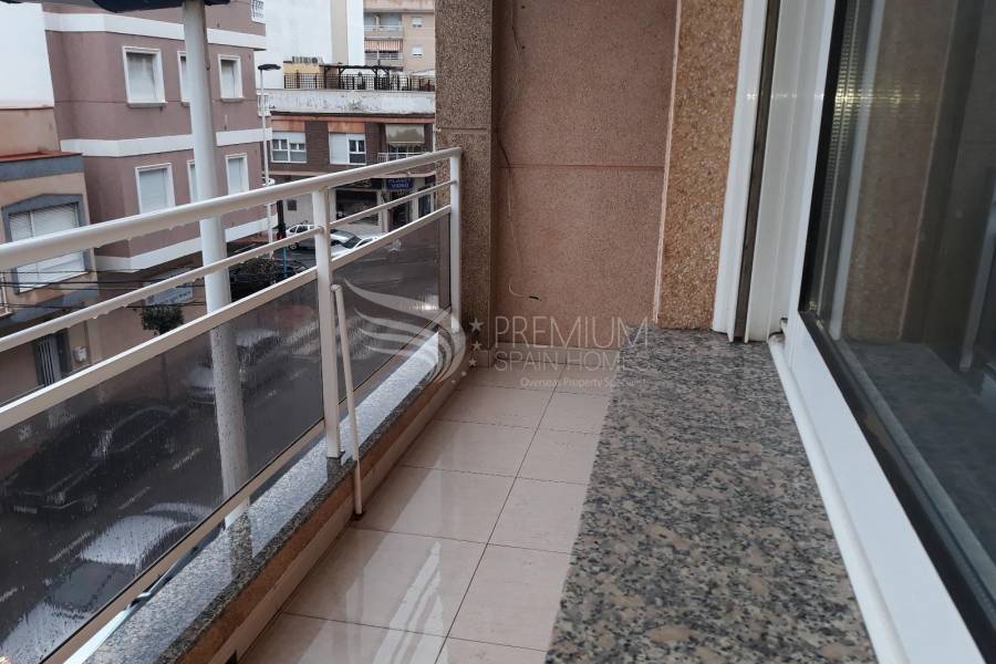 Resale - Apartment - Torrevieja - Centro