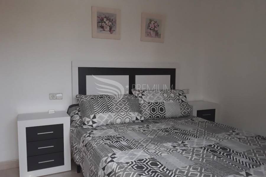Sale - Apartment - Torrevieja - Centro