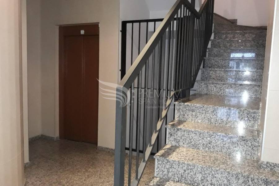 Resale - Apartment - Torrevieja - Centro