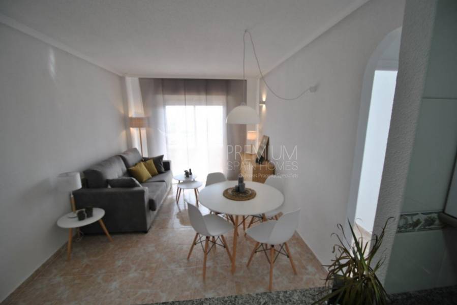 Resale - Apartment - Torrevieja - La Mata