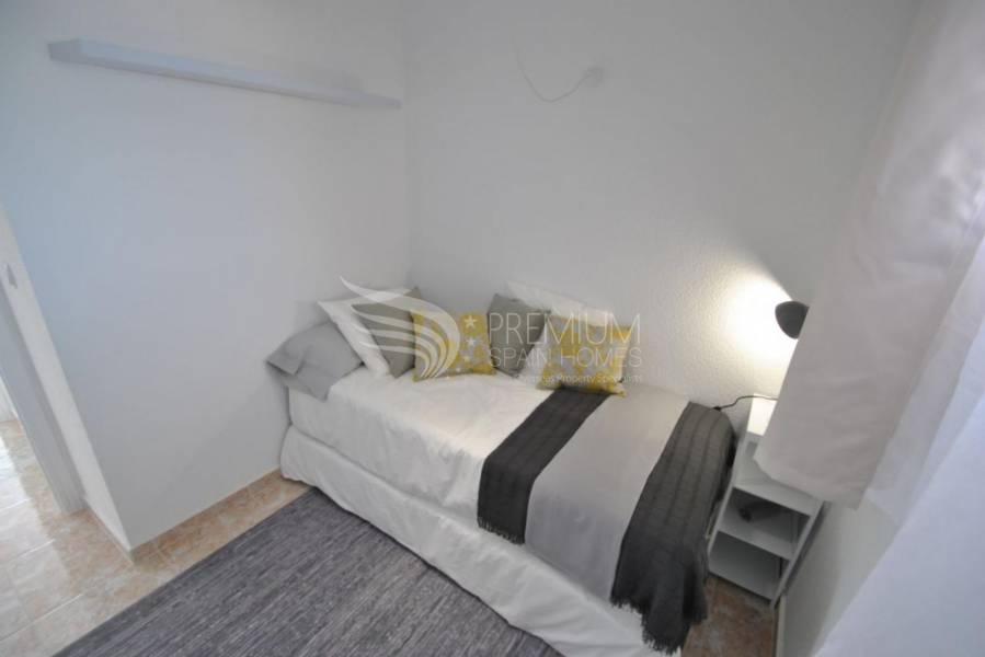 Resale - Apartment - Torrevieja - La Mata