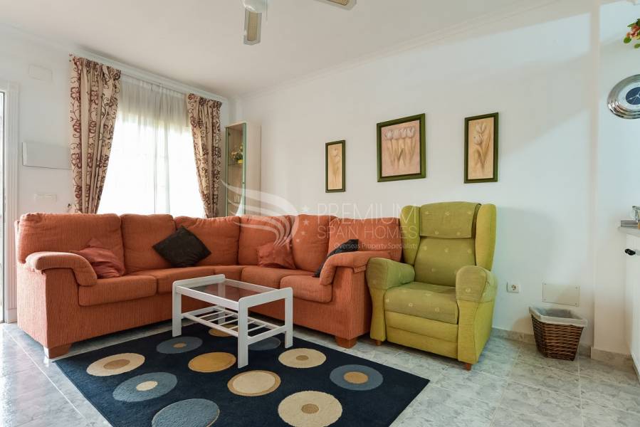 Sale - Bungalow - Torrevieja - Aguas Nuevas