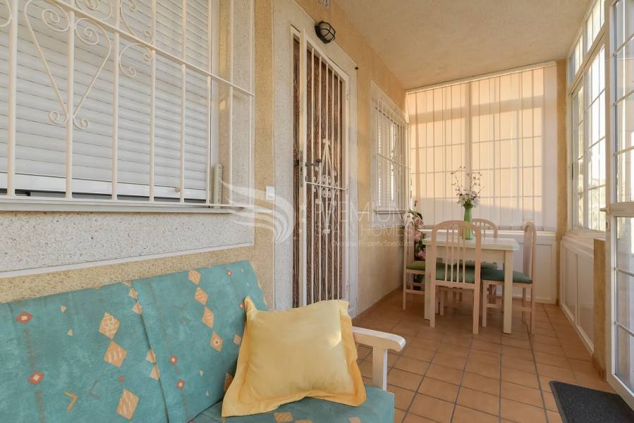 Sale - Bungalow - Torrevieja - Aguas Nuevas