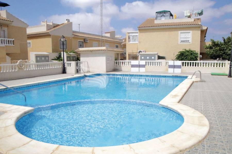 Resale - Bungalow - Torrevieja - Aguas Nuevas