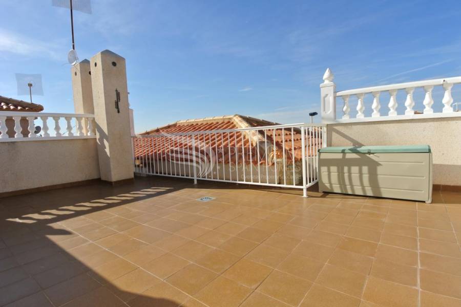 Sale - Bungalow Top Floor - Torrevieja - Aguas Nuevas