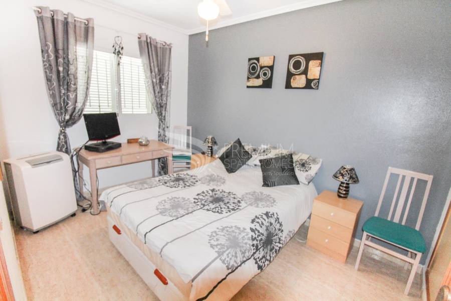 Sale - Bungalow Top Floor - Orihuela - Playa Flamenca